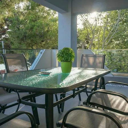 Enalia Luxury Living ניקיטי