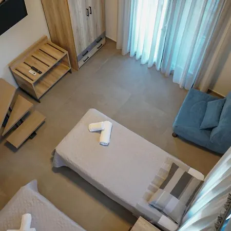 Enalia Luxury Living ניקיטי