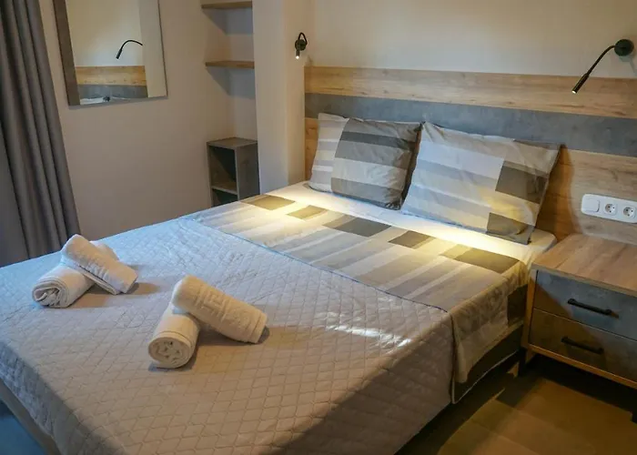 Enalia Luxury Living 尼基季